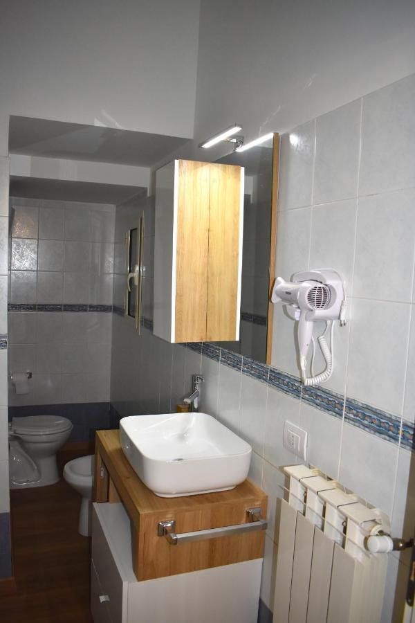 Casa Vacanze Oikia - Room Orchidea Neapel Exteriör bild